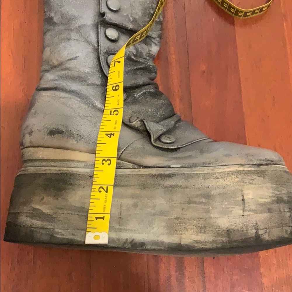 Custom boots - Picture 8 of 8